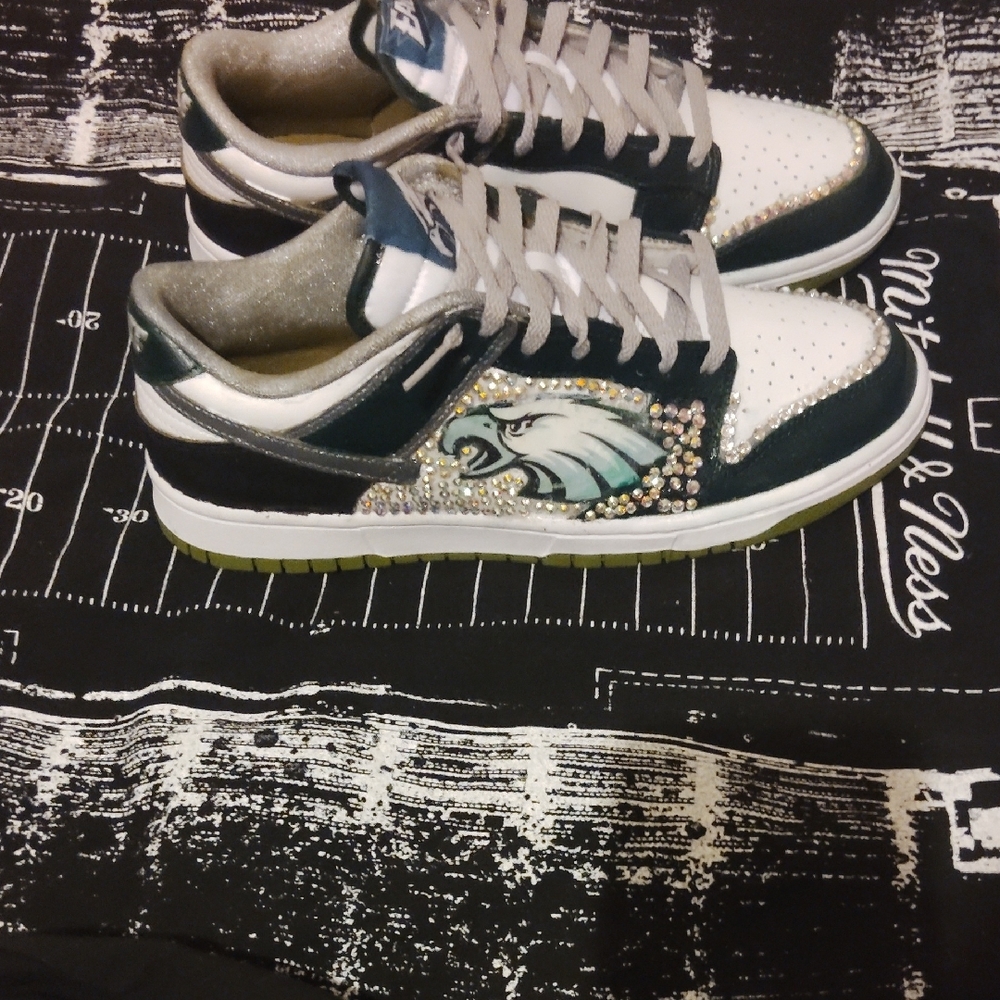 Custom eagle Sneakers